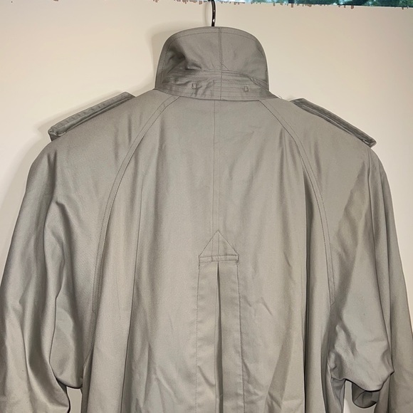 Burberry Sz 12L Vintage Burberrys Gray Trench Coat With Wool Zip Out Lining - Picture 3 of 16